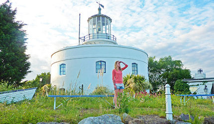 As well as quirky, West Usk Lighthouse is spacious and scenic